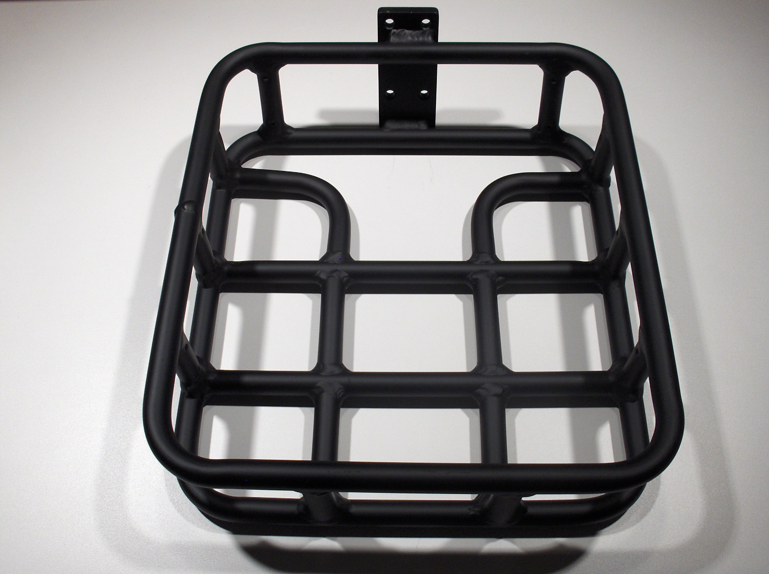 Basket, Front