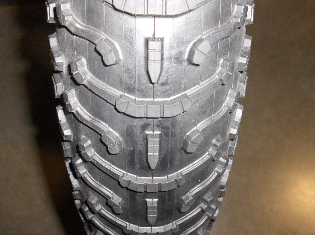 1 Tire with Tube, 26x4.8 CTS
