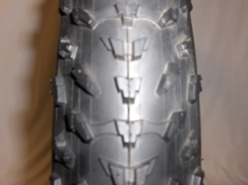 2 Tires with Tubes, 26x4
